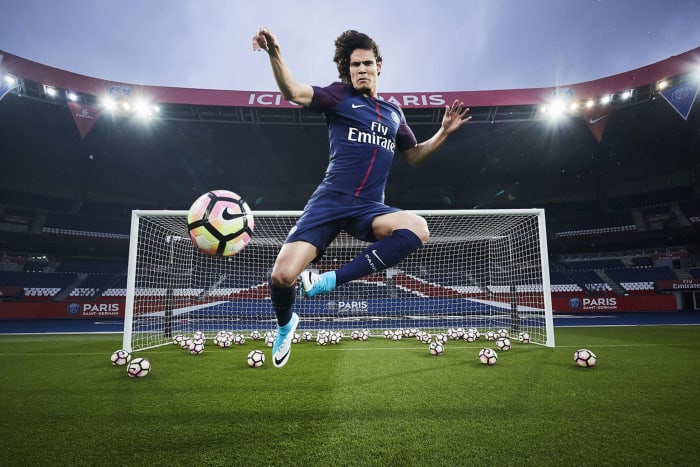 Cavani-PSG-Kit.jpg